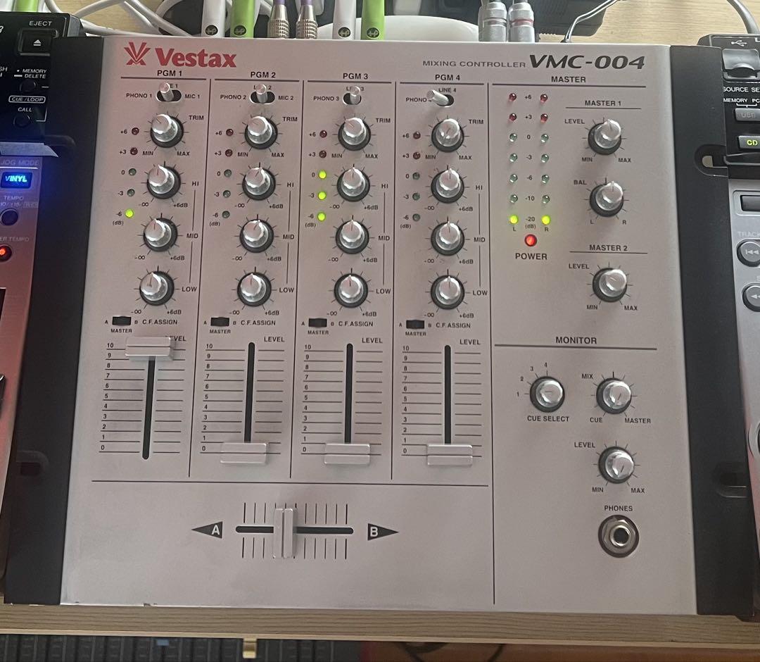 音出確認済　Vestax VMC-004 DJミキサー