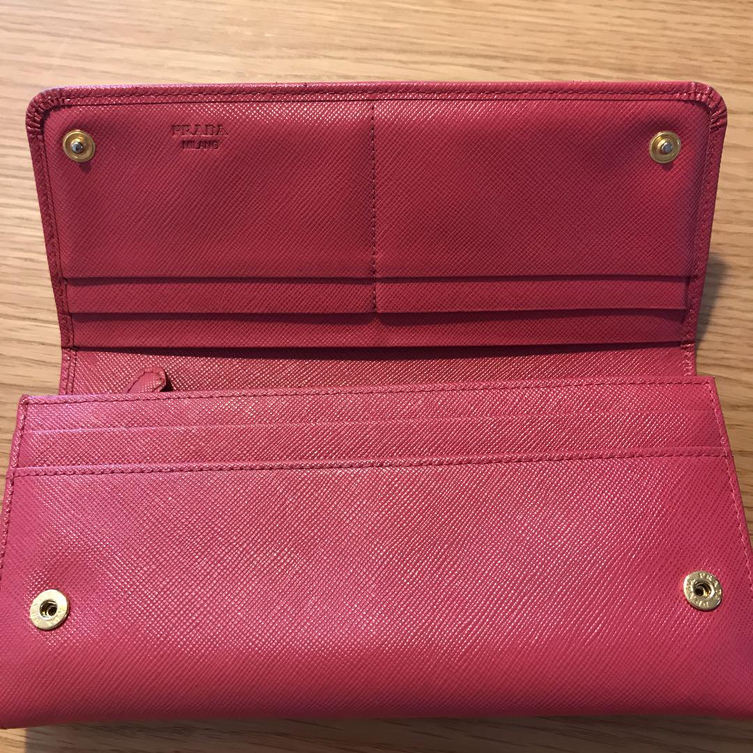 PRADA 長財布 ピンク