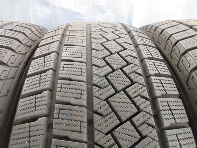 2023年製　ピレリ　スタッドレス　225/65R17　4本アルファードハリアー