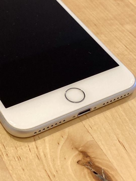 最安値通販 SIMフリー iPhone 7 Plus Silver 256 GB 美品 iqENk-m70730671133 正規品新品