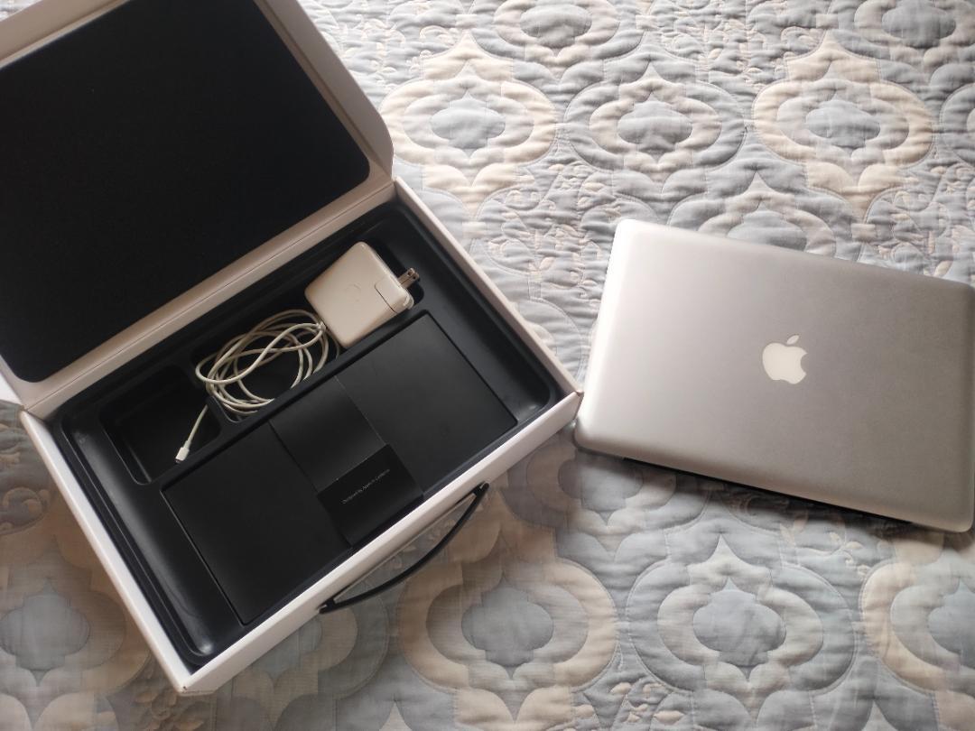 イ*ャ様 MacBook Pro 13インチ シルバー　ジャンク品 MacBook Pro 13インチ Mid 2012 ジャンク品