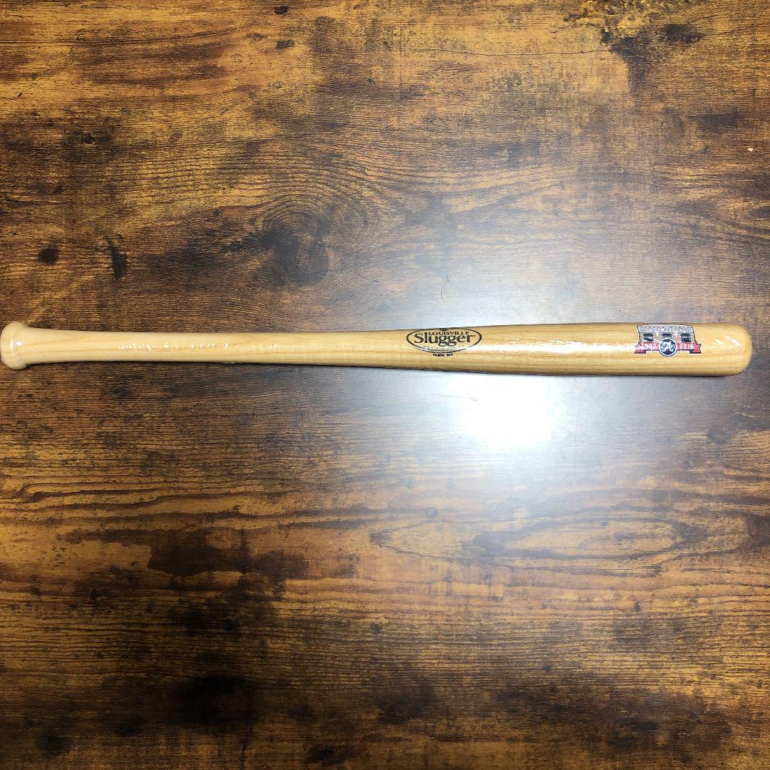 メルカリ Atlanta Braves アトランタブレーブス ターナーフィールド記念バット 1 800 中古や未使用のフリマ メルカリ Atlanta Braves アトランタブレーブス ターナーフィールド記念バット 1 800 中古や未使用のフリマ
