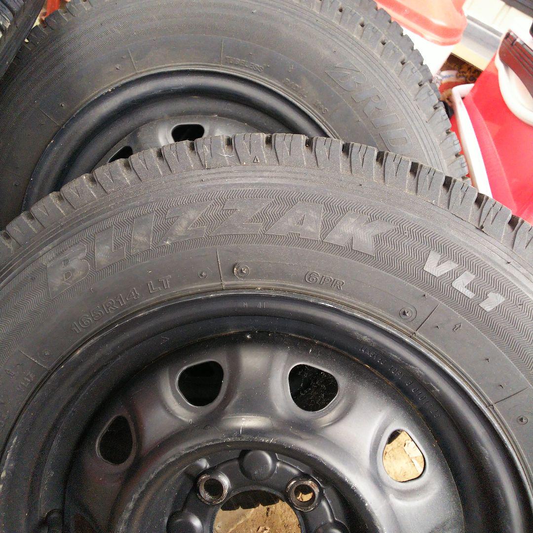 スタッドレ4本 165R14 LT 6PR ホイル付き　P.C.D 100 ４H