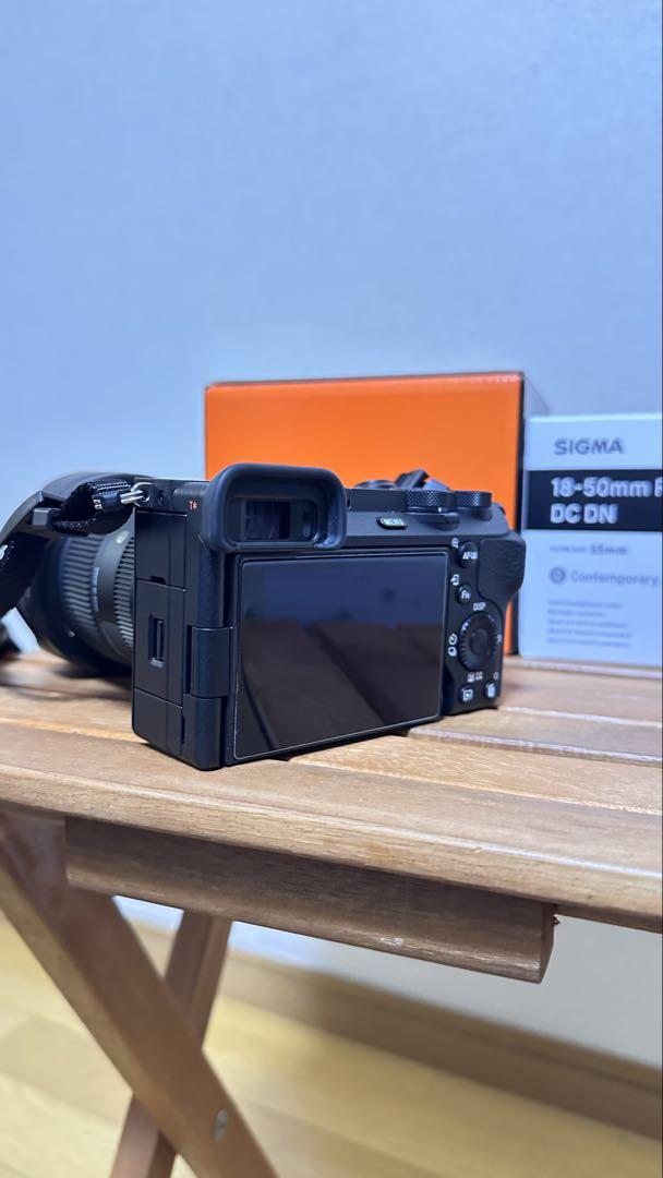 【超美品】SONYα6700&SIGMA18-50mmF2.8