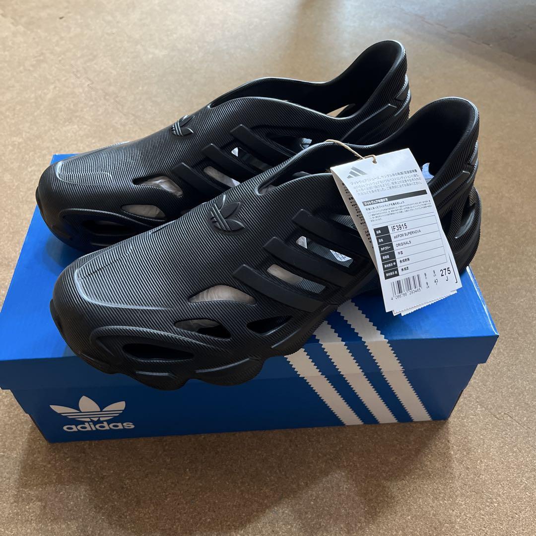新品未使用　adidas サンダル　adifom