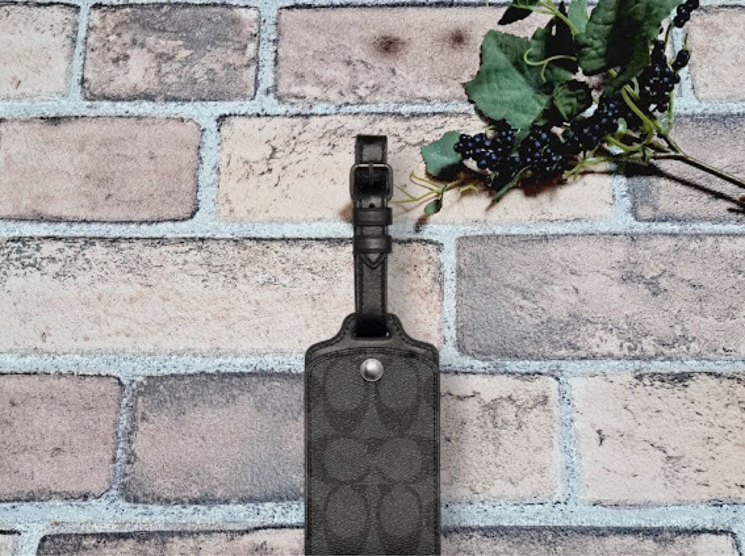 コーチ COACH ネームタグ シグネチャー ラゲッジタグ チャコール新品、♥