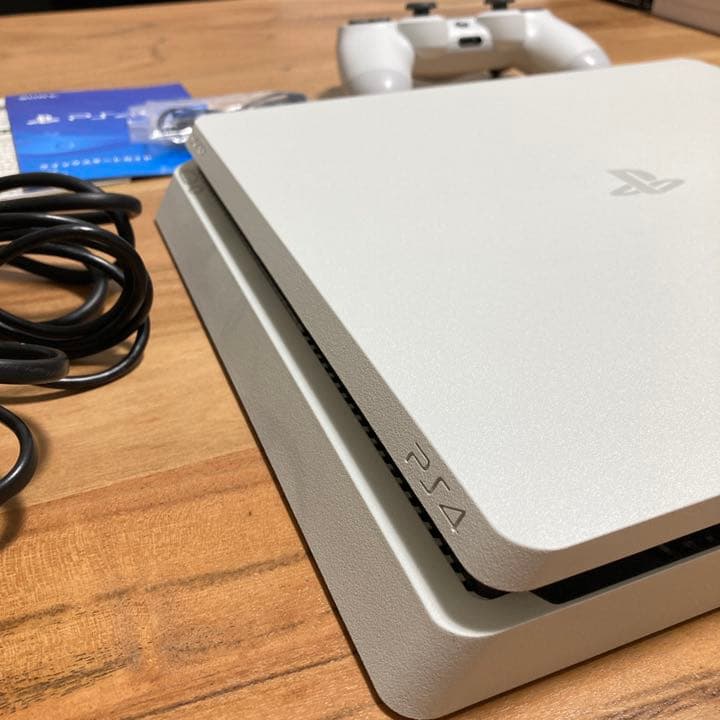 PlayStation4 CUH-2200A ホワイト 500GB PlayStation4 - PS4