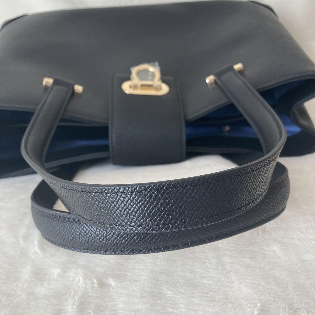 新品未使用✨DIANA ダイアナ トートバッグ A4 ブラック レザー 金具