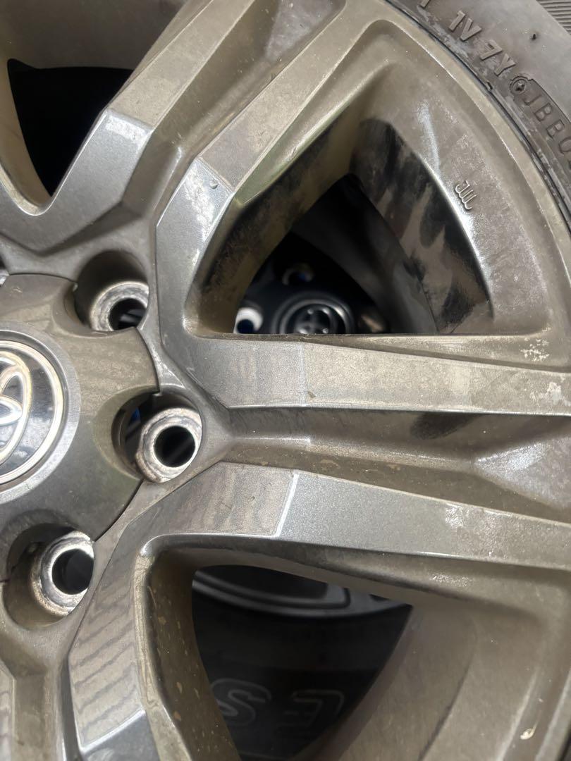 TOYOTA純正ホイール 17インチ