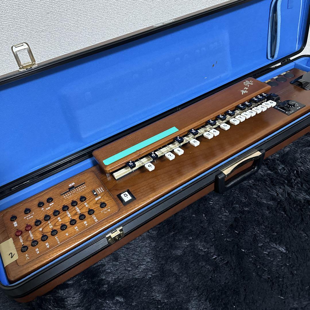 SUZUKI スズキ　電気　大正琴　和楽　TES-100 SUZUKI TES-100 Waraku Electronic Taisho Koto Harp TES100