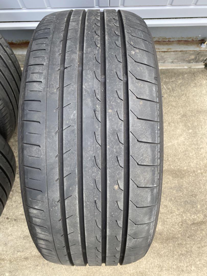 245/40R20 ヨコハマ ブルーアース RV03 4本