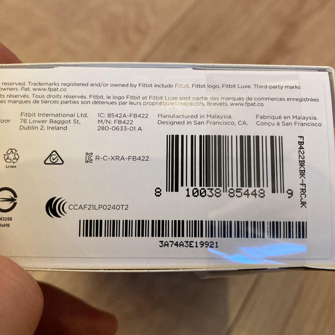 新作通販 Fitbit luxe W2TEg-m70800998451 超激安国産