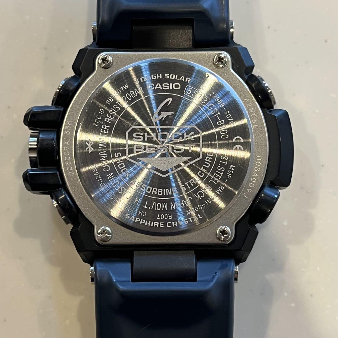 【美品】CASIO G-SHOCK GST-B100