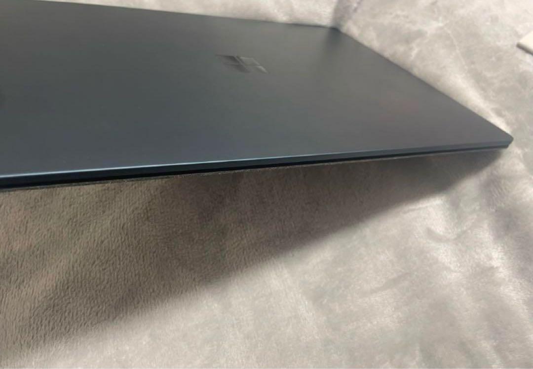 Surface Laptop