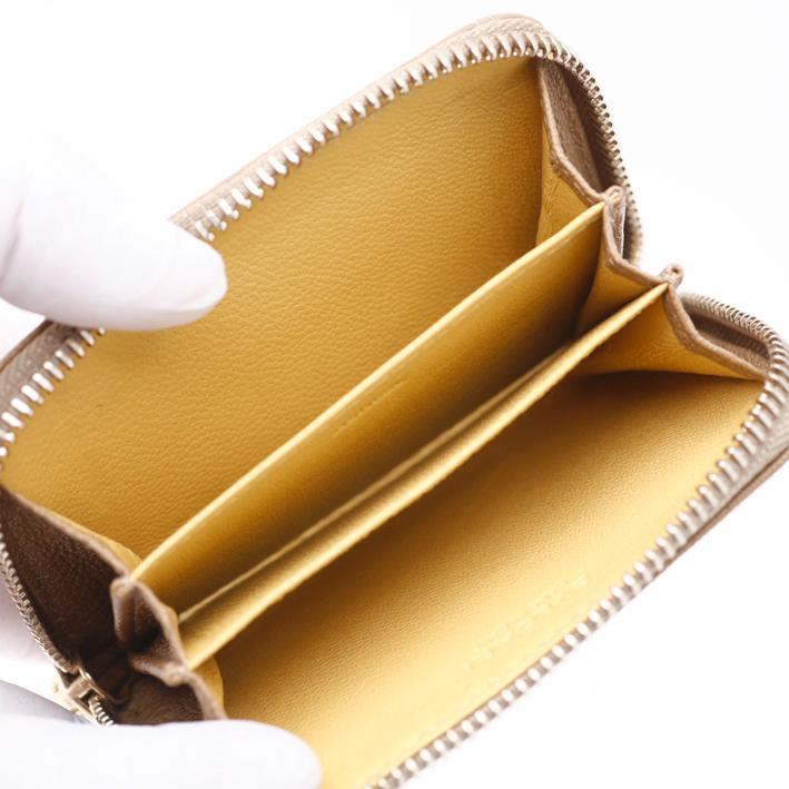 レッド系卸し売り購入 えれにゃん様専用⭐︎ 美品 フェラガモ コイン 公式通販にて購入新品 財布 小銭入れ コインケース フェラガモ 美品 えれにゃん様専用⭐︎ コインケース/小銭入れ