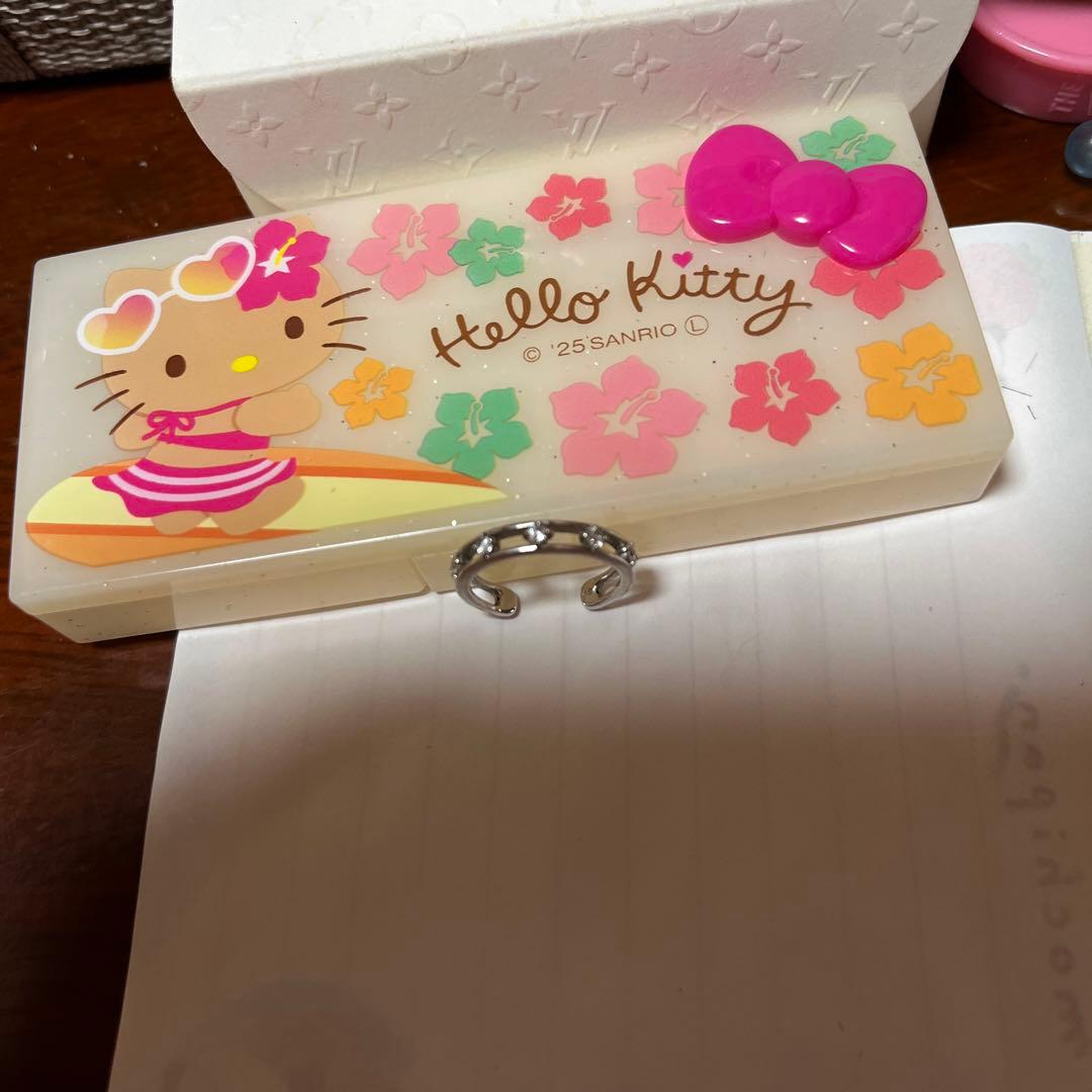 お値下げ…シルバージルコニアイヤーカフ