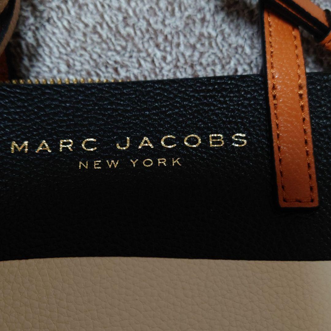 【しましたが】 MARC JACOBS トートバック 新品未使用 n3ec1-m70834030588 マルチ