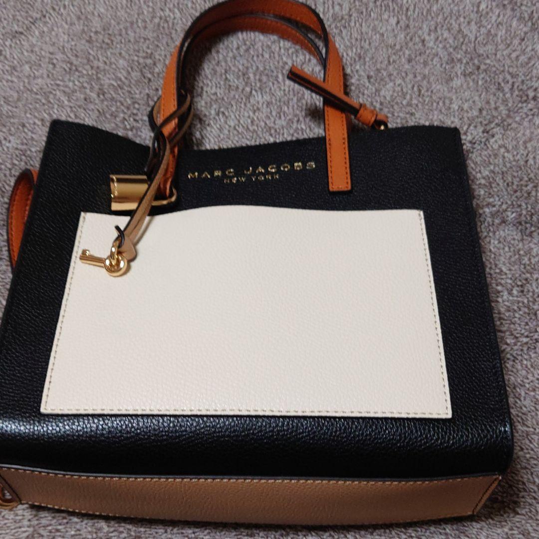 【しましたが】 MARC JACOBS トートバック 新品未使用 n3ec1-m70834030588 マルチ