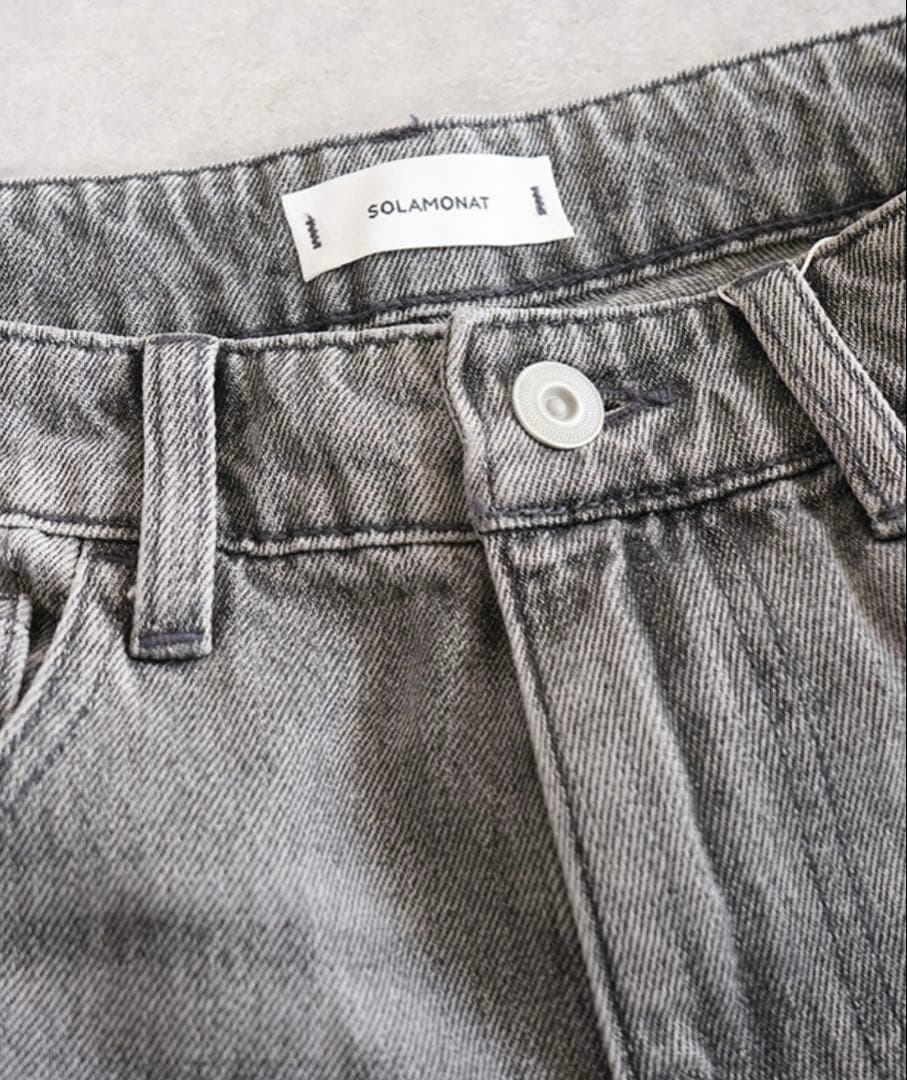 SOLAMONAT/ソラモナ 5Pカーブジーンズ デニム ブラック【美品】 SOLAMONAT/ソラモナ 5Pカーブジーンズ デニム ブラック【美品】