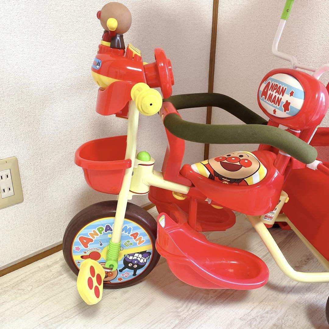 【美品】送料込み アンパンマン デラックスII レッド三輪車 美品 エム・アンド・エム それいけ！アンパンマン デラックスII