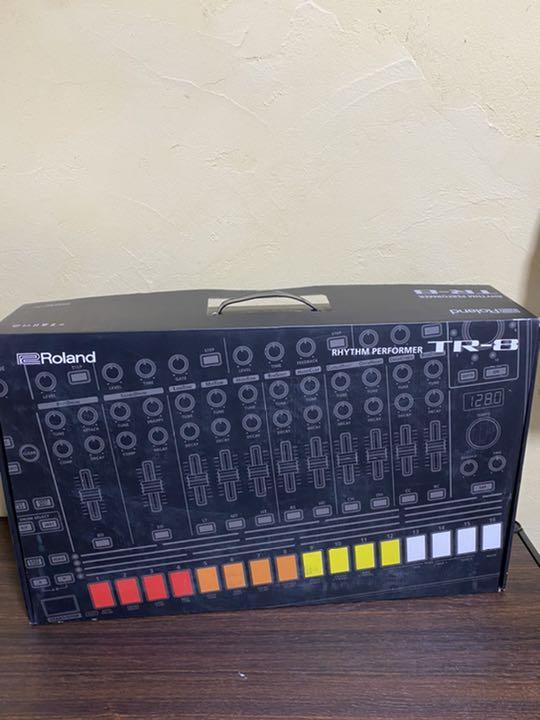 Roland TR-8 良品