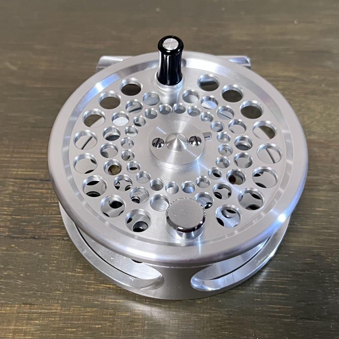 REVIEW CD-III フライリール 専用ケース付き　未使用
