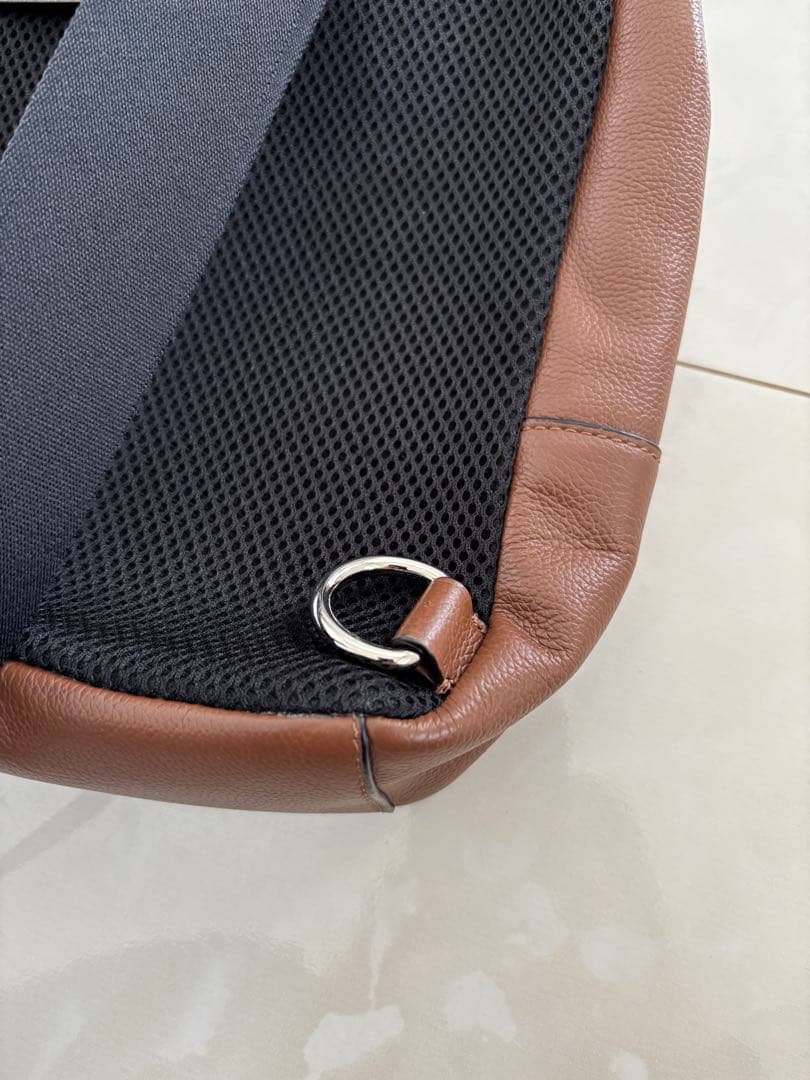 コーチ ブラウン レザー ボディバッグ コーチ ブラウン レザー ボディバッグ