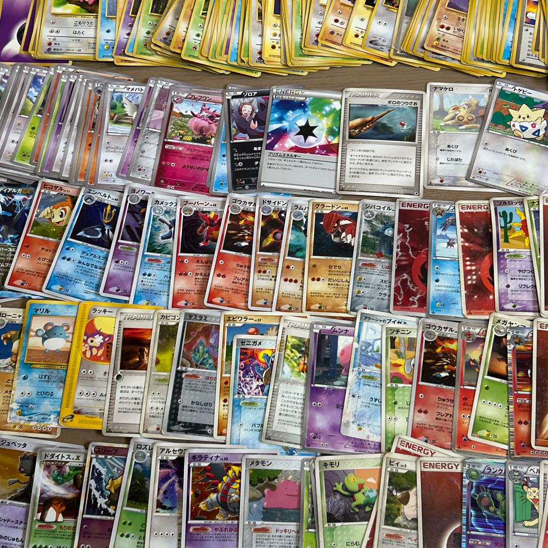 ポケモンカード 古いカードのみ　大量まとめ売り　キラ多数　旧裏600枚以上あり ポケモンカード 古いカードのみ 大量まとめ売り キラ多数 旧裏