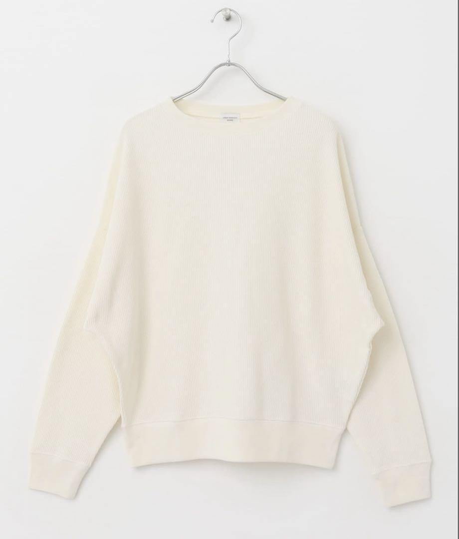 タックフライスロングスリーブTシャツ