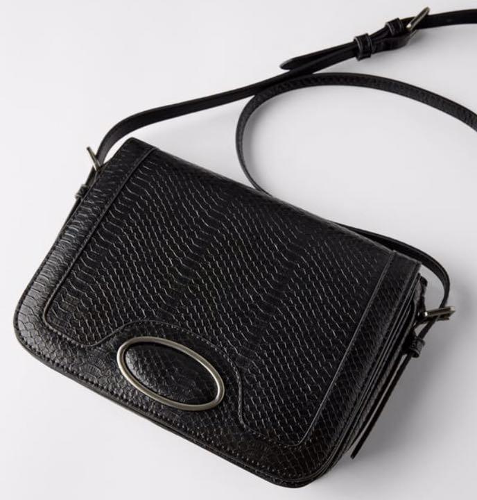 新品☆ZARA ザラ ショルダーバッグ black