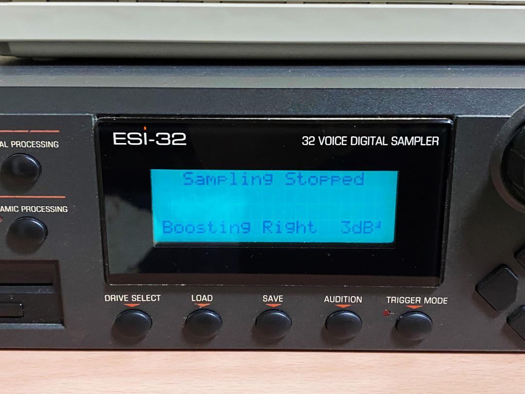EMU ESI-32 32ボイスデジタルサンプラー E-MU ESI-32 32ボイスサンプラー 動作確認済み - メルカリ
