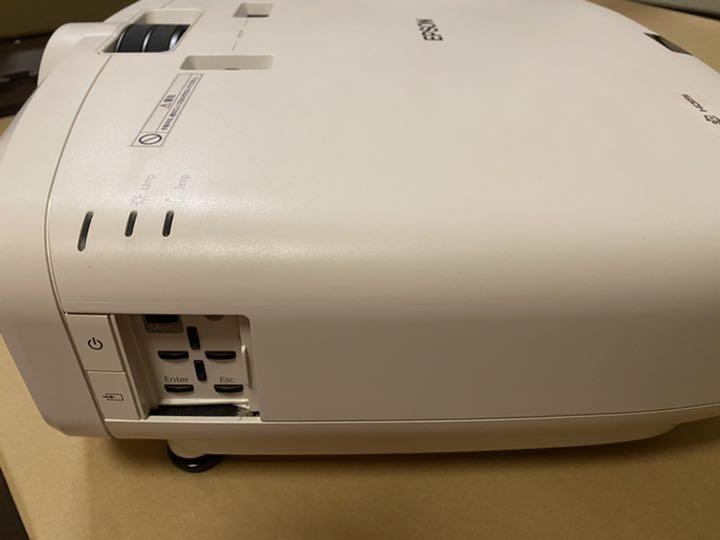 EPSON EH-TW8000W ワイヤレス プロジェクター