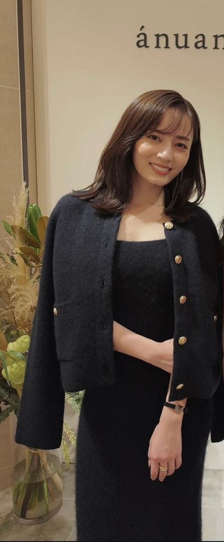 【新品未使用タグ付き】カシミヤブレンドセットアップ