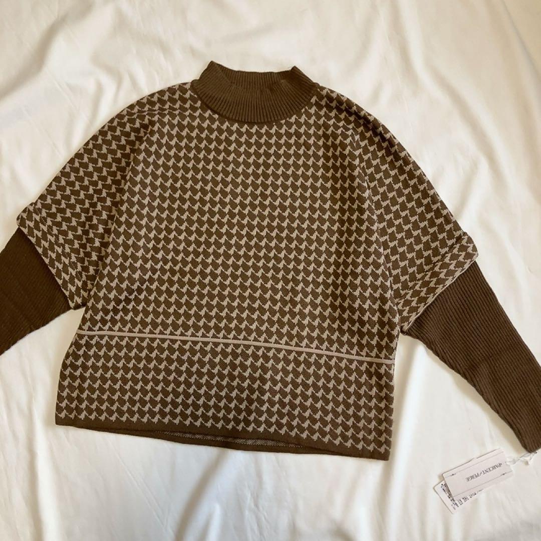 新品 定価15400円 ハイネック ニット フリーサイズ ブラウン 柄 秋 冬 新品 定価15400円 ハイネック ニット フリーサイズ ブラウン 柄 秋 冬