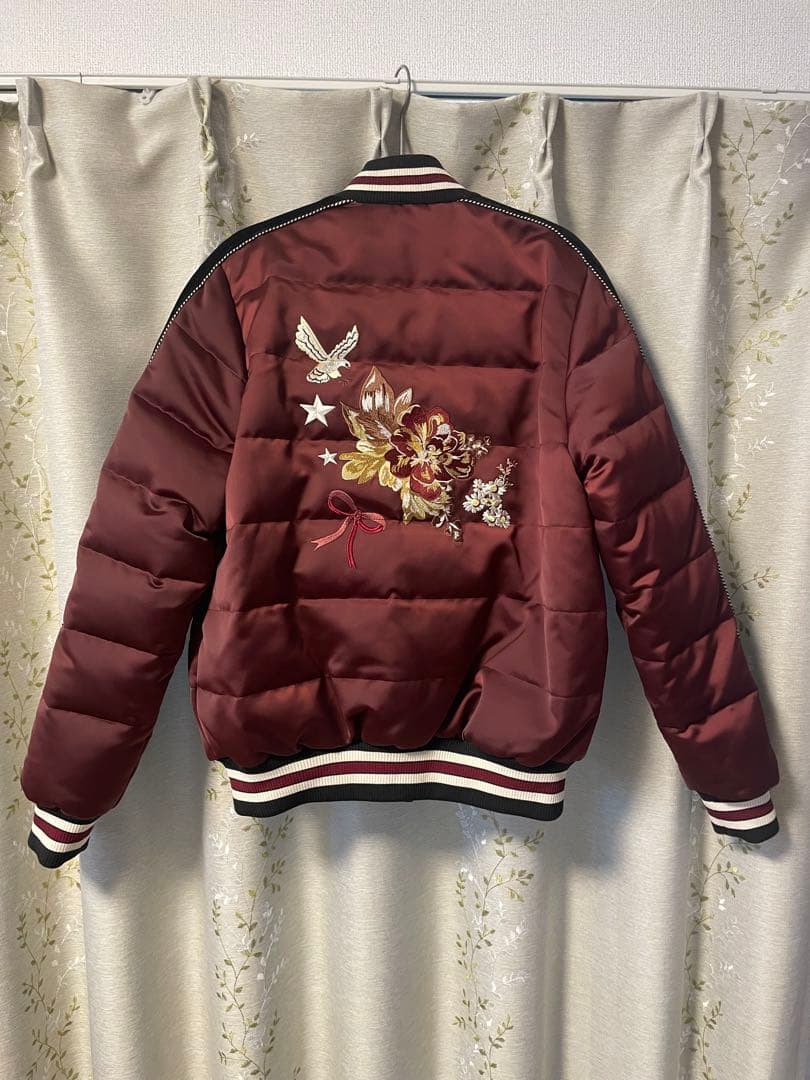 【希少】コーチ 美品スタジャン型ダウン フェザー50% リバーシブル 花柄刺繍 【希少】コーチ 美品スタジャン型ダウン フェザー50% リバーシブル 花柄刺繍