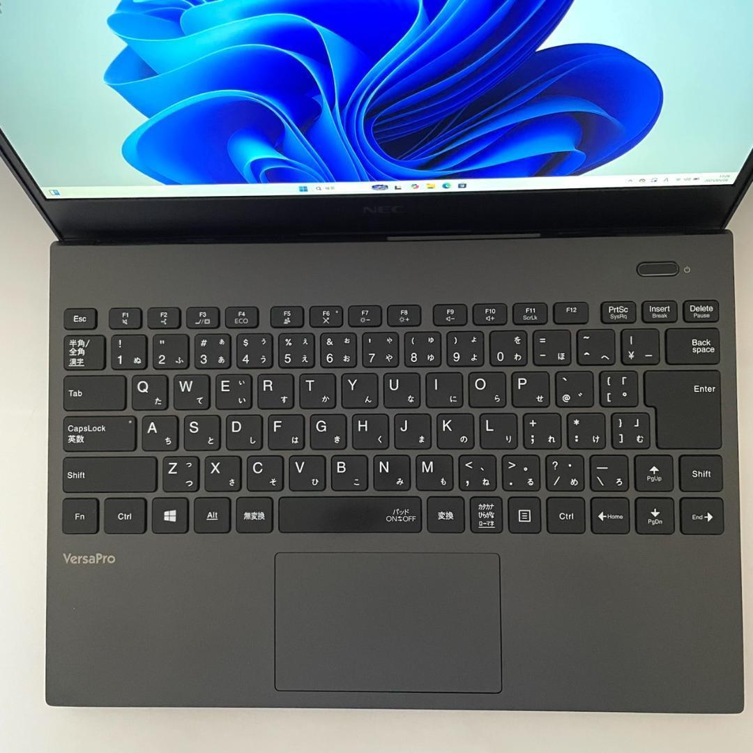 第10世代i7 2020年製 メモリ16GB 超軽量モデル NEC GG7 第10世代i7 2020年製 メモリ16GB 超軽量モデル NEC GG7 - メルカリ