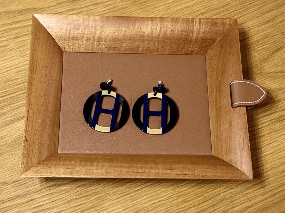 新品未使用　HERMES エルメス　エキップ　ピアス HERMES エルメス Hエキップピアス ブラック/ゴールド/シルバー
