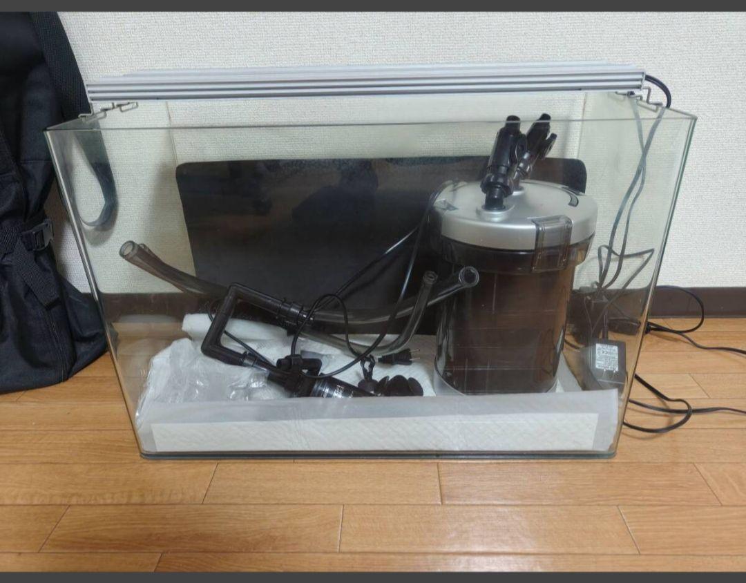 【引き取り限定】まとめて ガラス水槽 メガパワー6090　LED等 【引取】