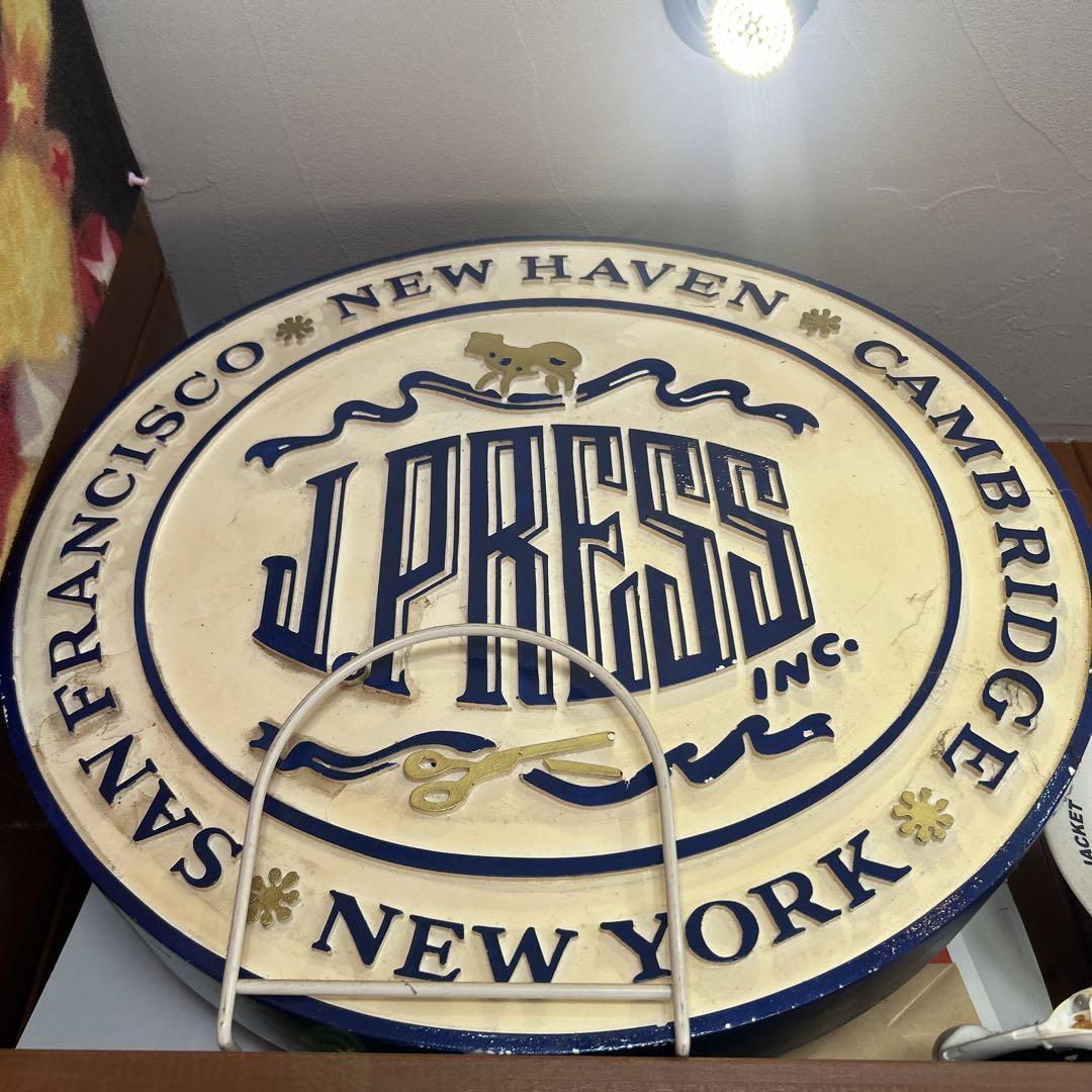 J.PRESS 看板