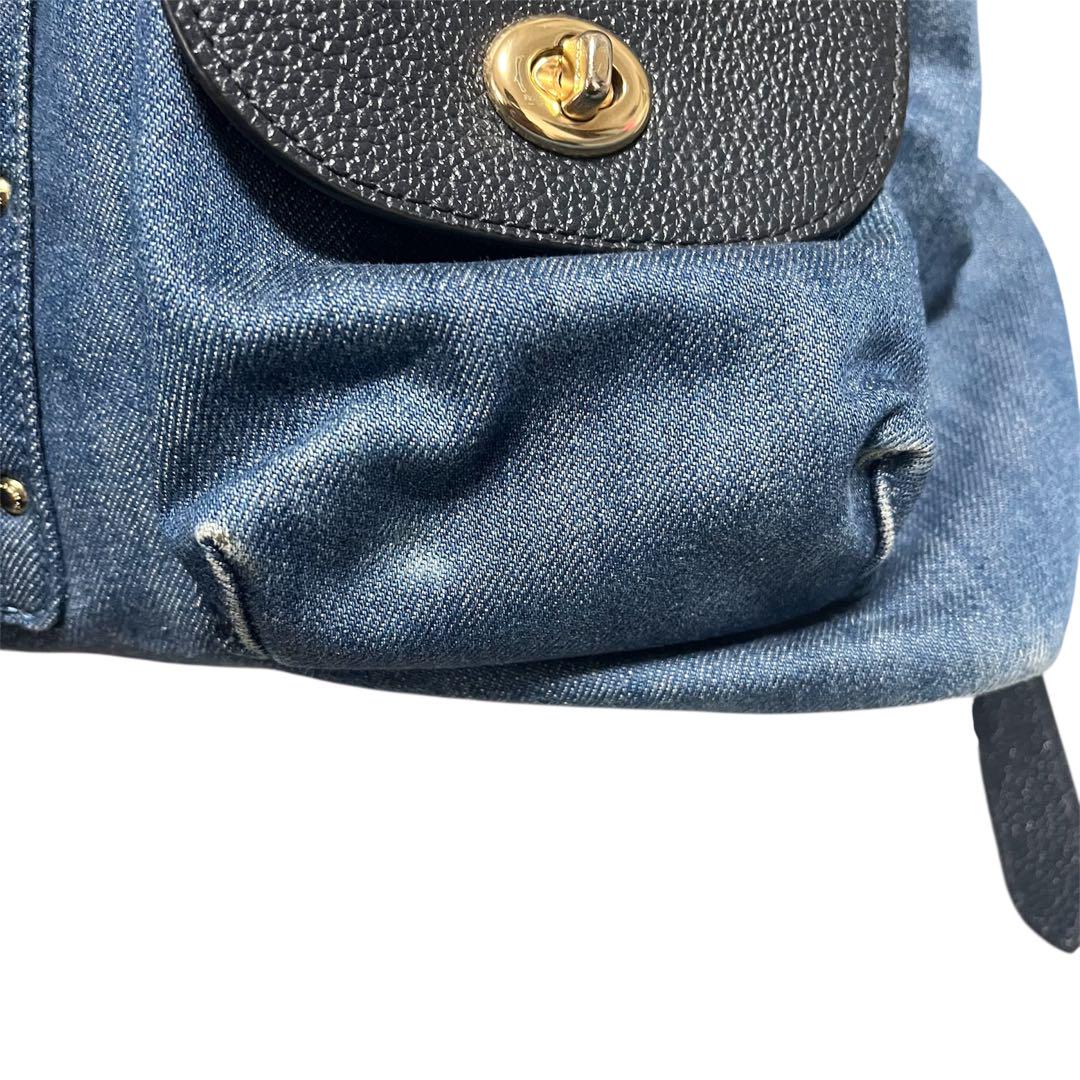 美品COACH デニム×シボレザー ターンロック リュック バックパック