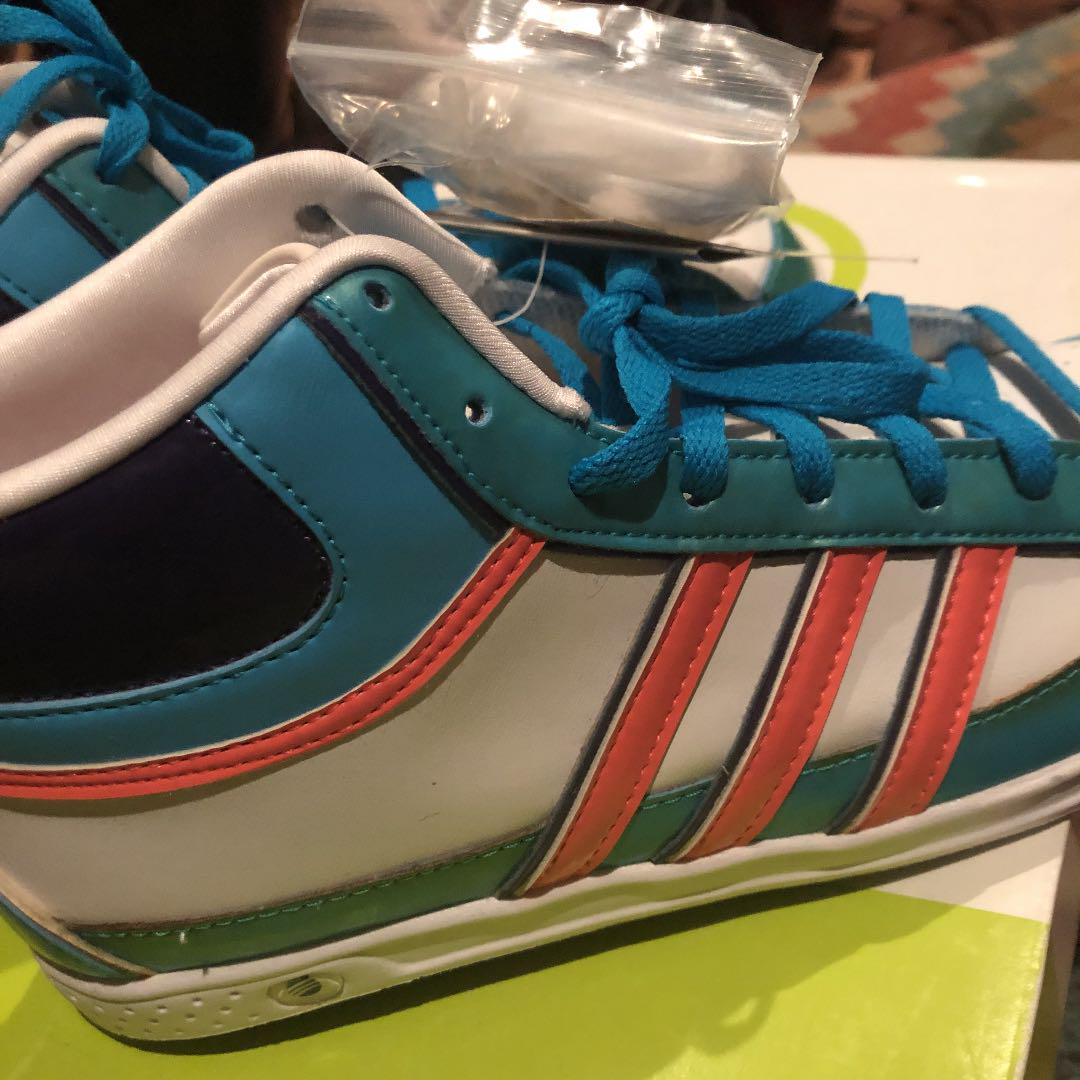 【限定セール！】 adidas アディダス23.5cmカラフルハイカットスニーカー - メルカリ 靴