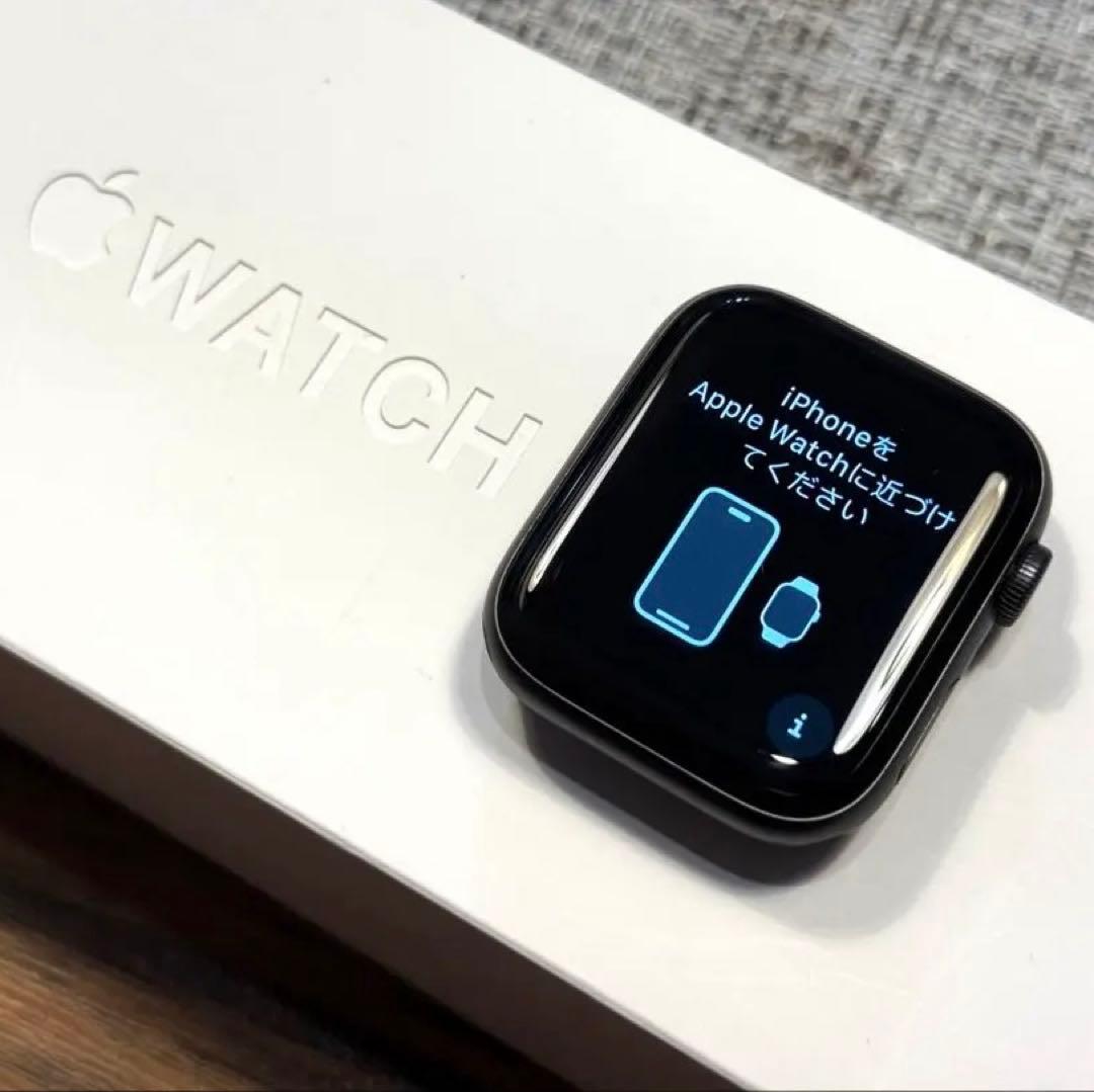 Apple Watch series5 44mm GPS Space Gray