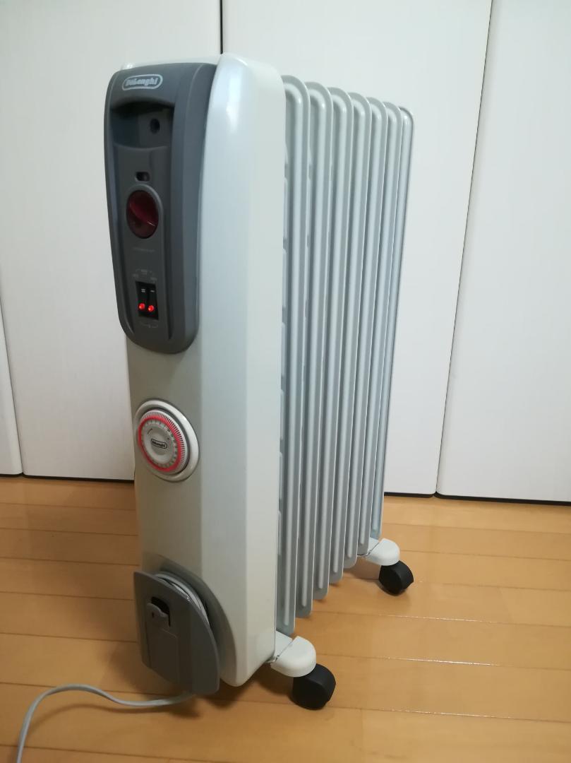 動作良好 デロンギ DeLonghi H770812EFS オイルヒーター 素晴らしい外見 動作良好 デロンギ DeLonghi H770812EFS オイルヒーター 素晴らしい外見