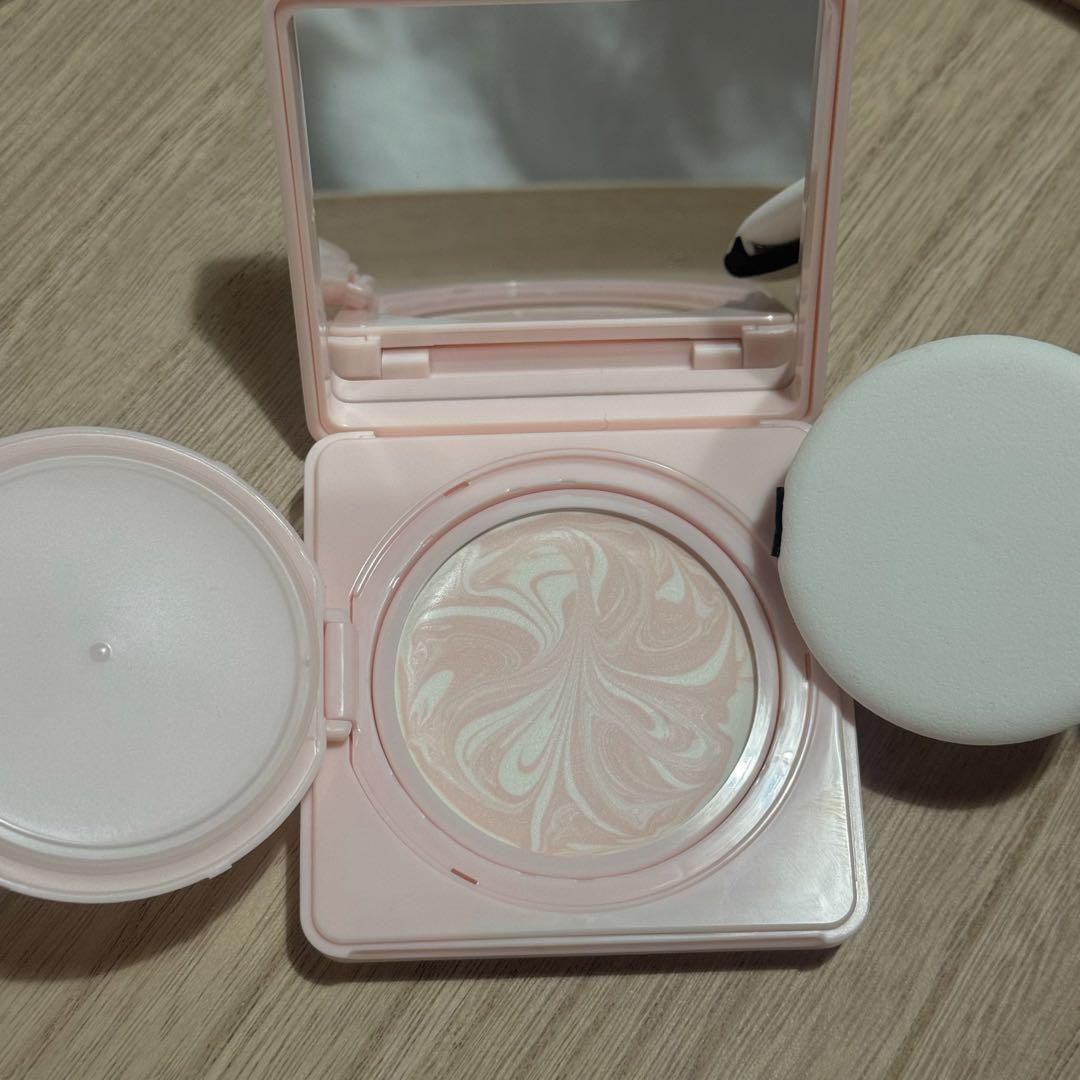 GIVENCHY コンパクトクリーム N