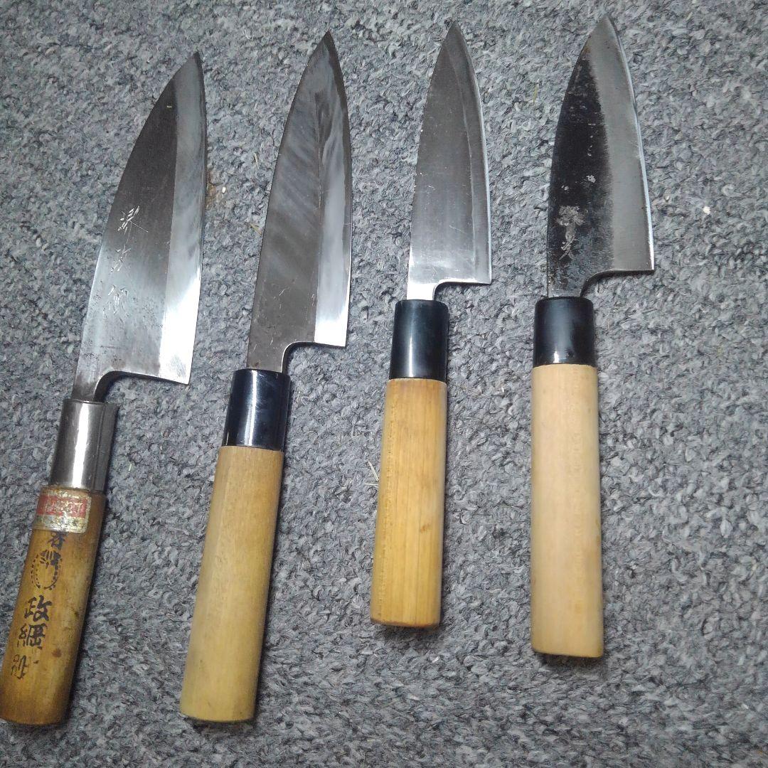 ONo.675　中古　和包丁(出刃包丁・相出刃包丁・ペティ・アジ切)4点セット ONo.675 中古 和包丁(出刃包丁・相出刃包丁・ペティ・アジ切)4点