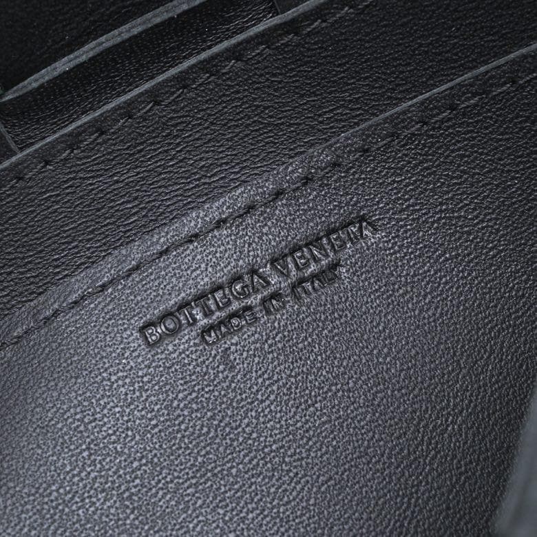 美品ボッテガべネッタ　スモールカセット