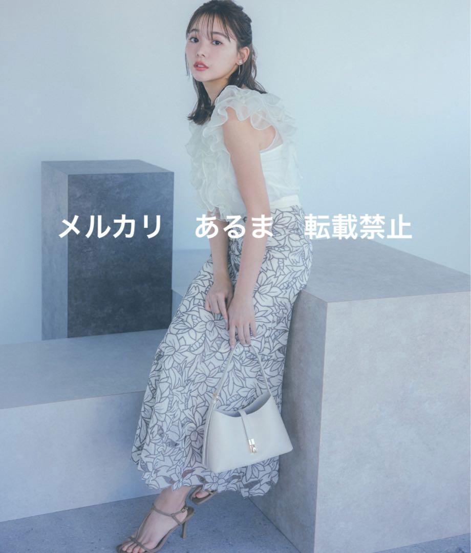 新品タグ付き◉スナイデル ノースリフリルブラウス ノースリトップス snidel