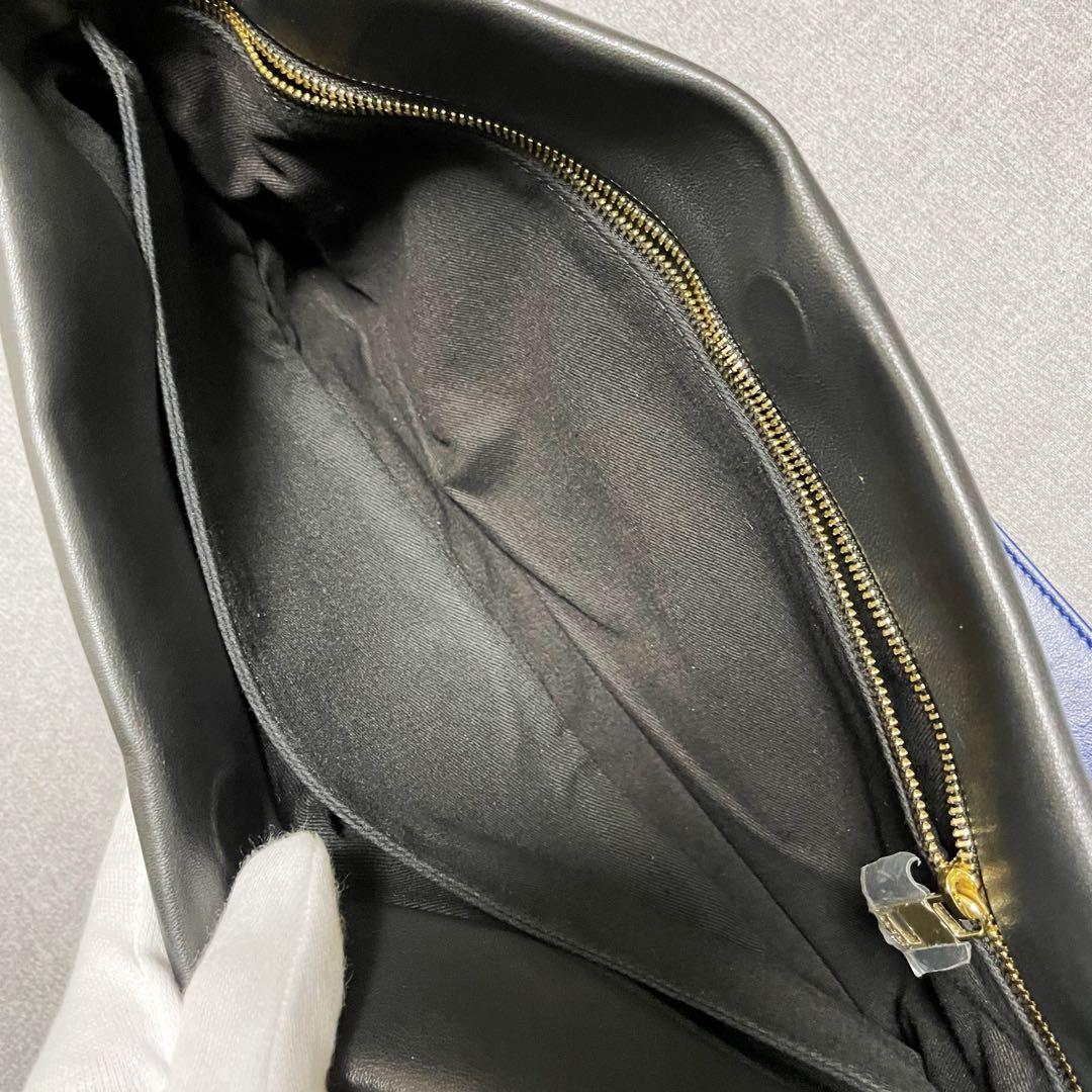 sakai サカイ パデットショルダーバッグ パデッド 青 黒 ブラック グレー sakai サカイ パデットショルダーバッグ パデッド 青 黒 ブラック グレー