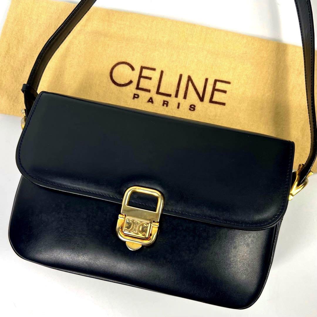 お買得】 【極美品】セリーヌ ショルダーバッグ トリオンフ金具