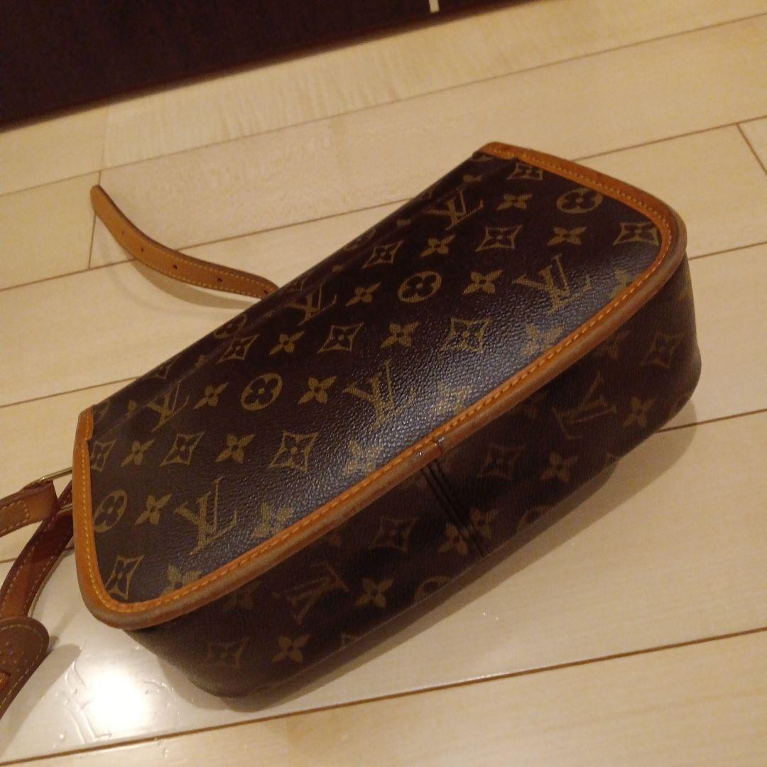 Louis Vuitton モノグラム ショルダーバッグ Louis Vuitton モノグラム ショルダーバッグ